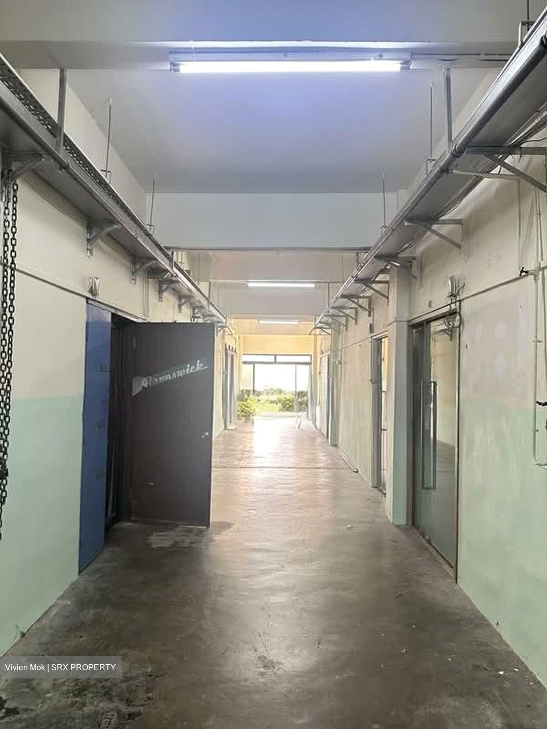 Golden Wall Flatted Factory (D12), Factory #586591991